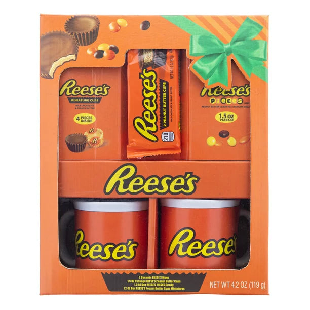 Hershey Reese's Lovers 2 Count Mug Gift Set with Chocolate. 4.2 oz
