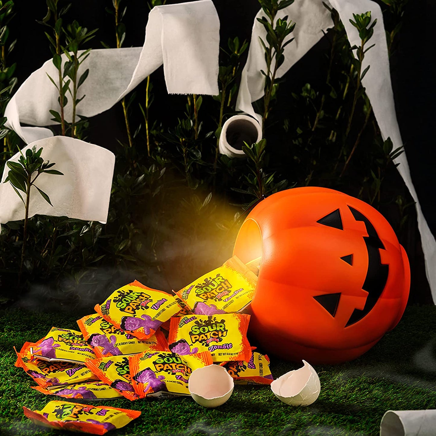 SOUR PATCH KIDS Zombie Orange & Purple Halloween Candy, 80 Trick or Treat Snack Packs